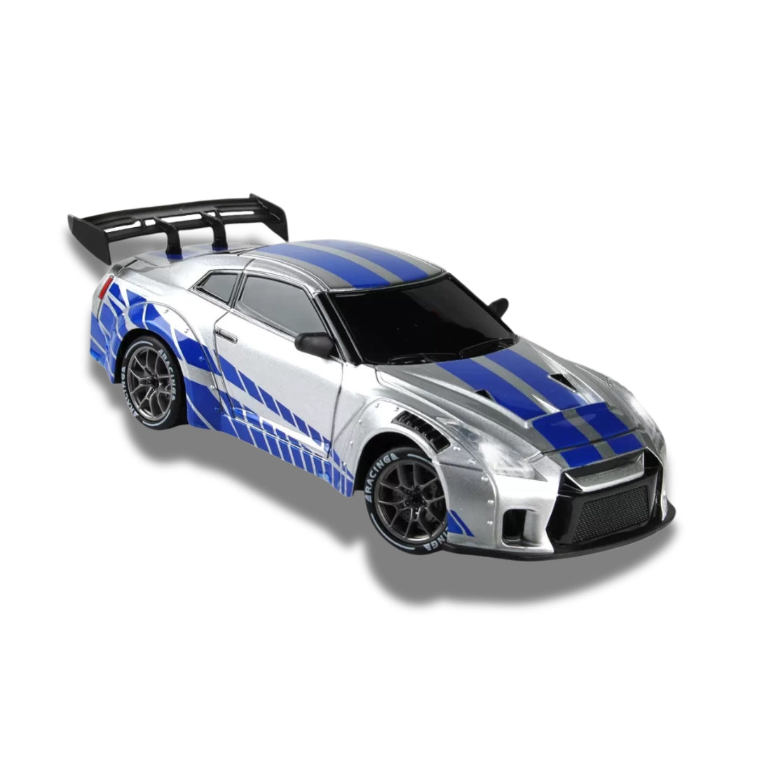 Nissan GT-R R35 rc drift car 1:24