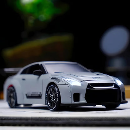 Nissan GT-R R35 rc drift car 1:24